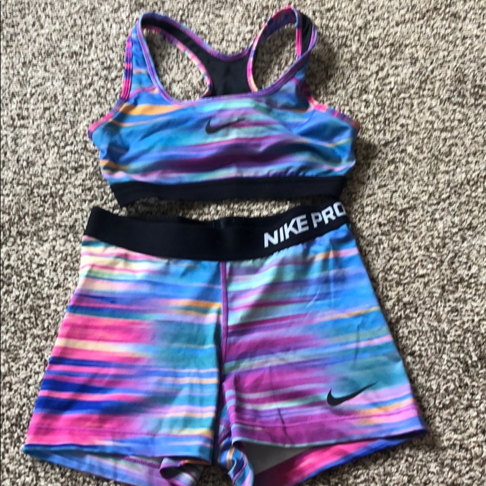Nike Pro set